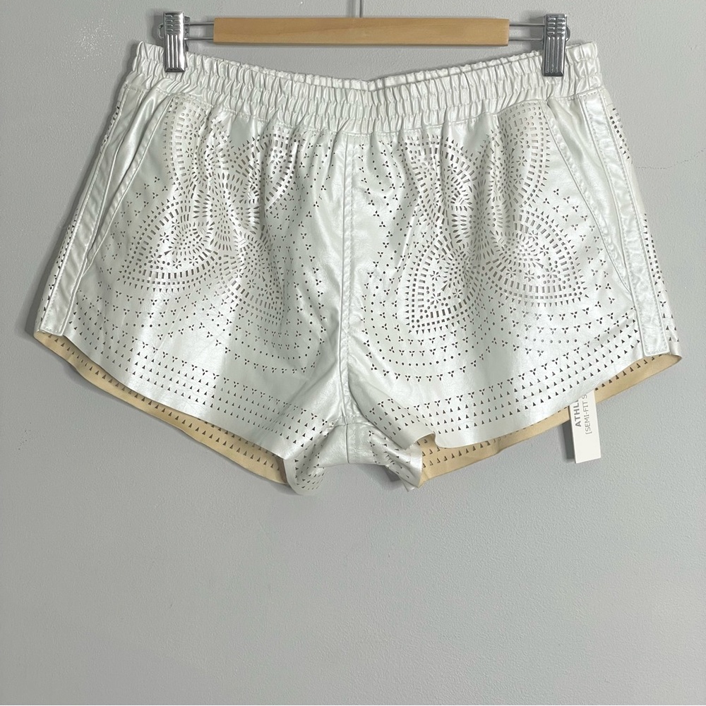Blank NYC Laser Cut 2” Semi-Fit Athletic Shorts size 29 NWT